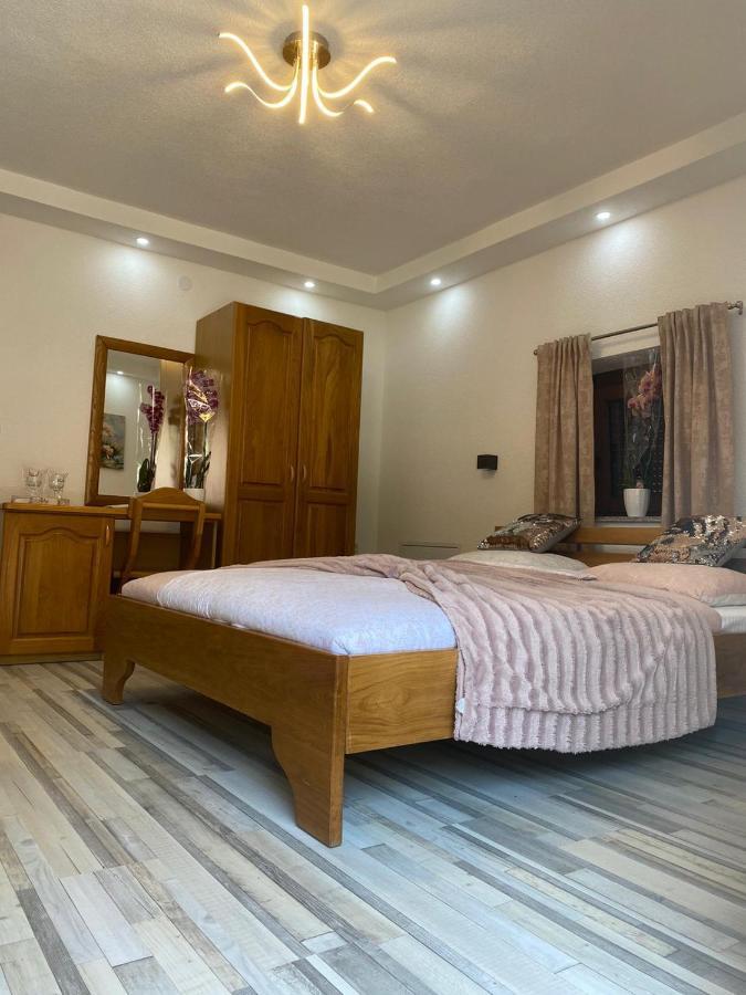 플리트비체 Plitvice Fairytale B&B 외부 사진